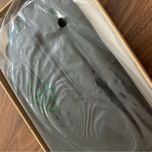 Leather Lined Gloves - Picture 4 of 4